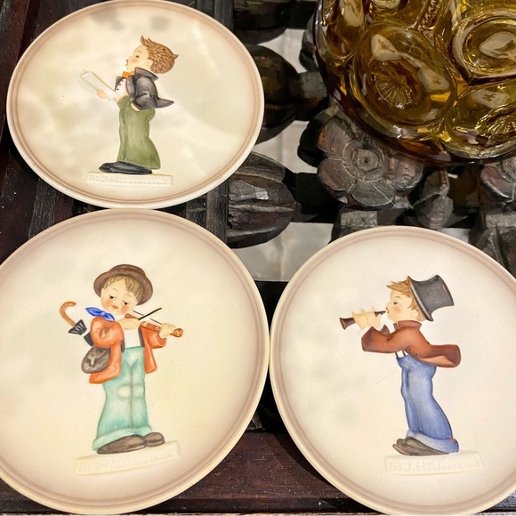 Hummel Other - Miniatures Collector Plates 1883 Set 3 Little Music Makers Germany